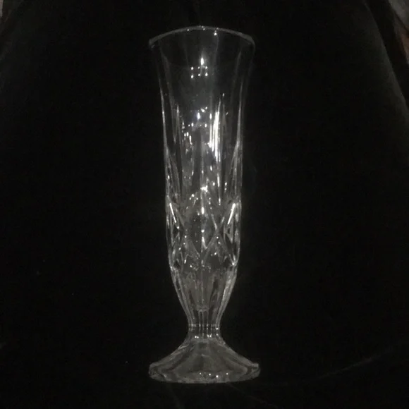 Vase - Picture 6 of 7